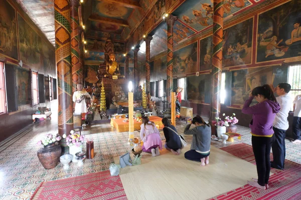 Wat Phnom Budist Tapınağı, Phnom Penh, Kamboçya