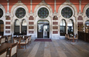 Sirkeci İstasyonu 'ndaki restoran, Doğu Ekspresi' nin eski doğu terminali, İstanbul, Türkiye