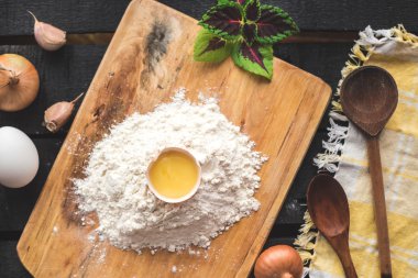 İtalyan spagetti ile boş tarif kitabı