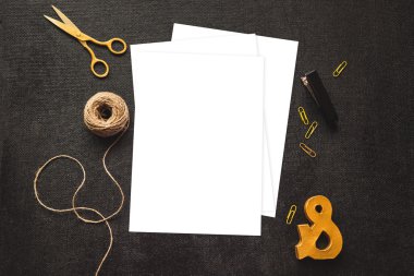 Şirin ve şık brending mockup fotoğraf retro filtre efekti ile