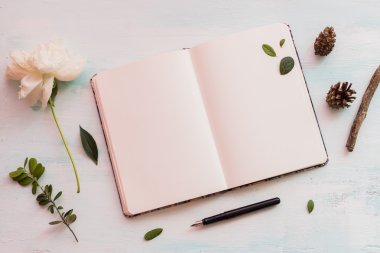 Kimlik ve zanaat mockup Retro filtre efekti ile ayarla