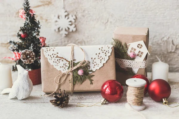 Composición de Navidad con cajas de regalos — Foto de Stock