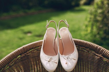 düğün ayakkabıları açık