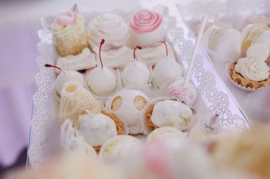 Düğün resepsiyonu dekor