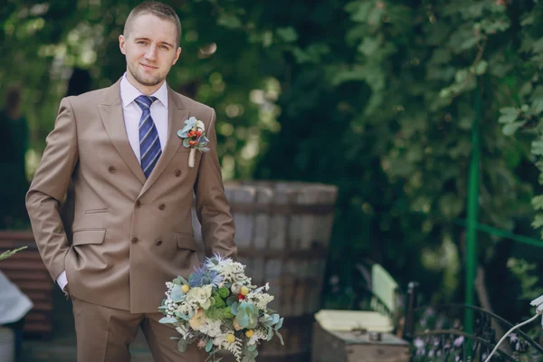 Groom wedding suit — Stock Photo, Image