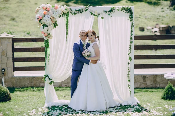 Arch wedding ceremony — Stock Photo, Image