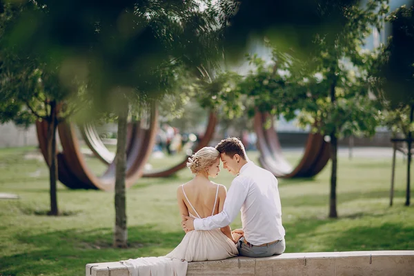 Giorno del matrimonio a Budapest — Foto Stock