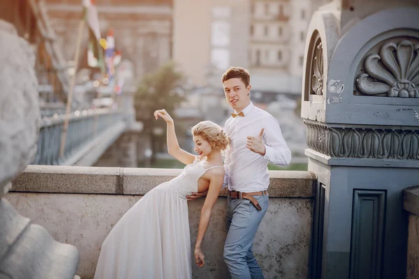День свадьбы в Будапеште — стоковое фото
