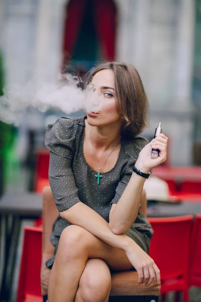 Girl with E-cigarette — Stock Photo, Image