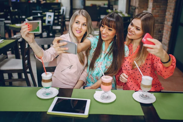 Girls with phones — Stock Photo, Image