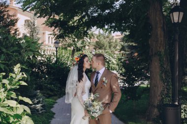 güneşli düğün günü