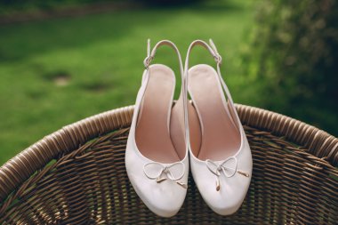düğün ayakkabıları açık