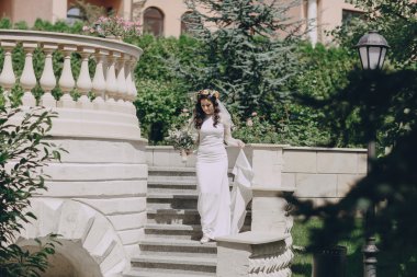 güneşli düğün günü