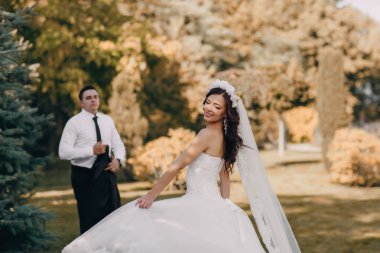 büyülü şenlikli düğün günü