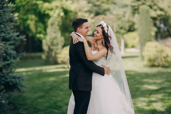 Magical festive wedding day — Stock Photo, Image