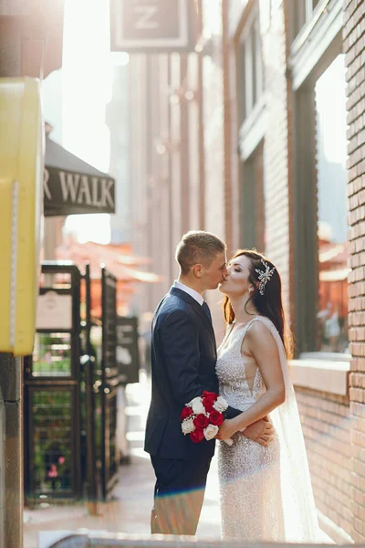 街での結婚式 — ストック写真