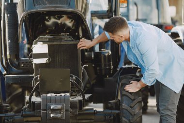 Manat tarım atölyesinin açık arazisi