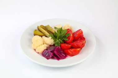 Marine sebze tabağı