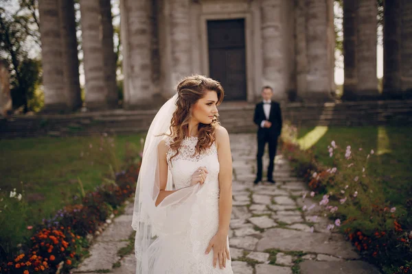 Hochzeit eines schönen Paares — Stockfoto