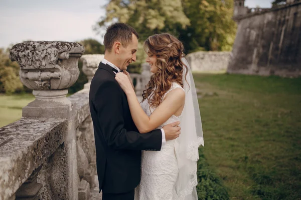 Beau couple mariage — Photo