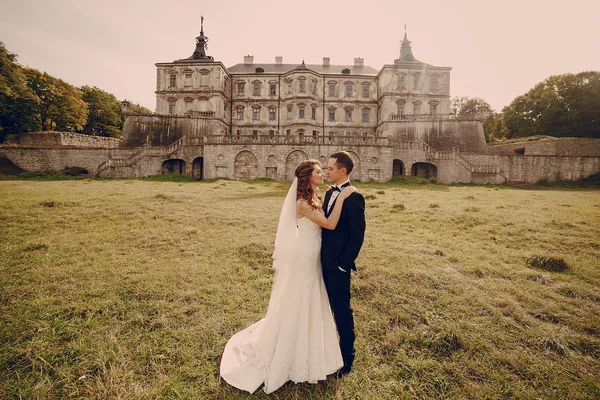 Hochzeit eines schönen Paares — Stockfoto