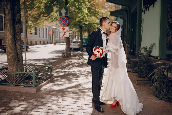 Wedding day beautiful couple — Stock Photo, Image