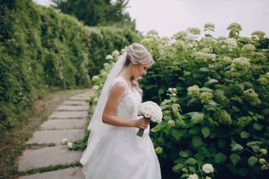 güzel sarışın Düğün çifti