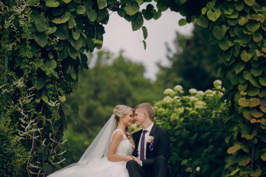 güzel sarışın Düğün çifti