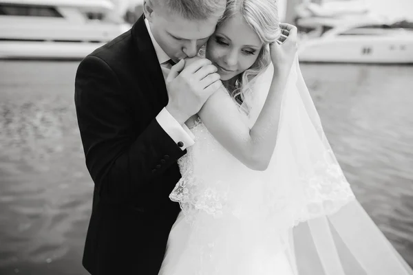 Bruiloft blond paar — Stockfoto