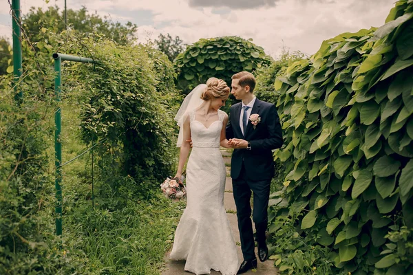 Lindo casal loiro — Fotografia de Stock