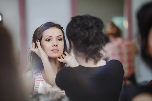 Bride make -up — Stock Photo, Image