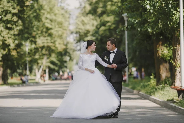 Зеленая свадьба — стоковое фото