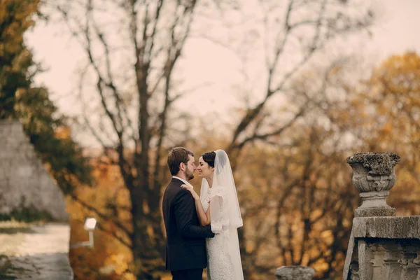 Loving couple in the castle — Stock Photo, Image