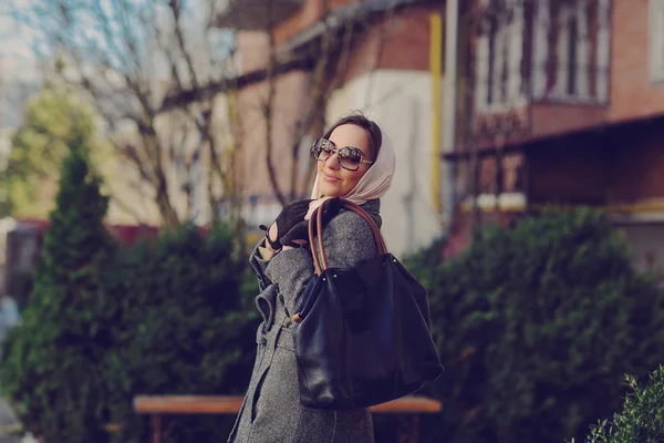 Hermosa mujer exitosa — Foto de Stock