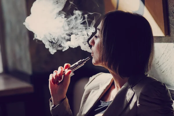 Electronic cigarette — Stock Photo, Image