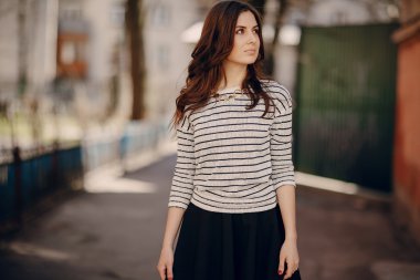 Genç güzel kadın.