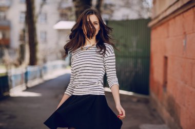 Genç güzel kadın.