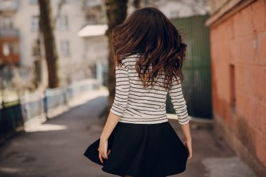 Genç güzel kadın.