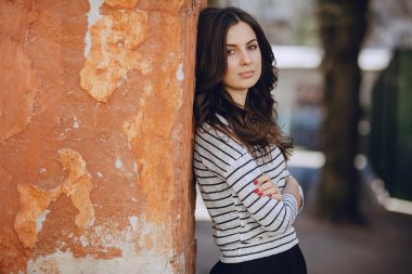 Genç güzel kadın.