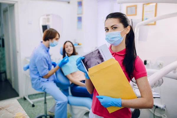 Visit to the dentist — Stock Photo, Image