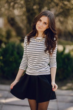 Genç güzel kadın.