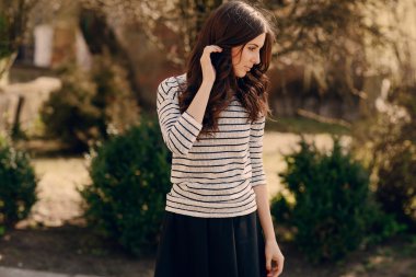 Genç güzel kadın.