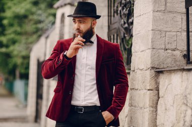  zengin bir adam vaping