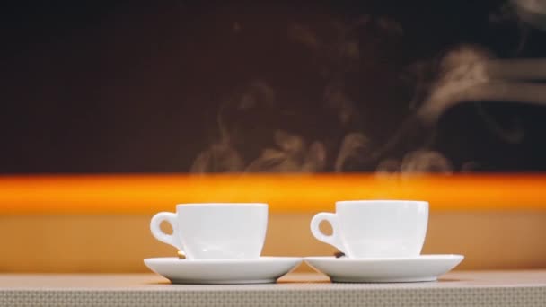 Professioneller Kaffee in einem modernen Café-Kaffee — Stockvideo