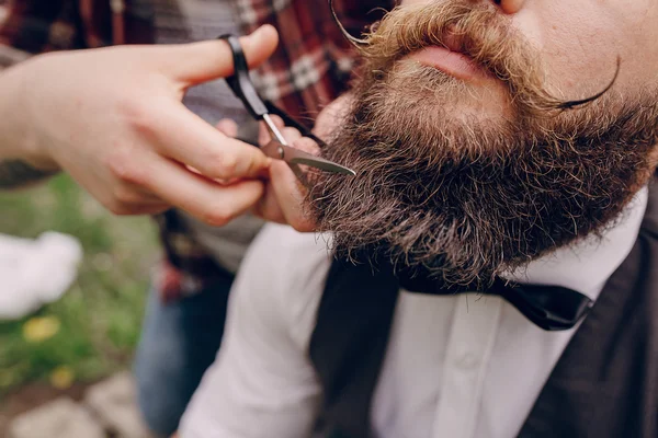 Two bearded men shave — Stock Photo, Image