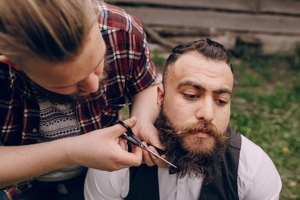 Two bearded men shave — Stock Photo, Image