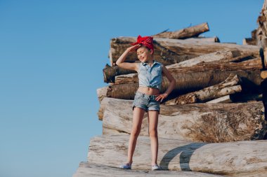 Şık güzel küçük kız