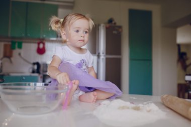 Güzel küçük kız.