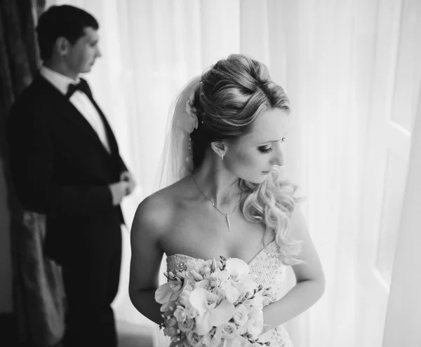 Wedding couple in love — Stock Photo, Image