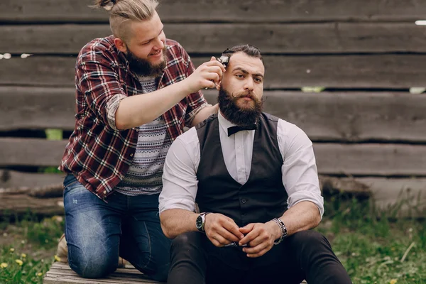 Two bearded men shave — Stock Photo, Image